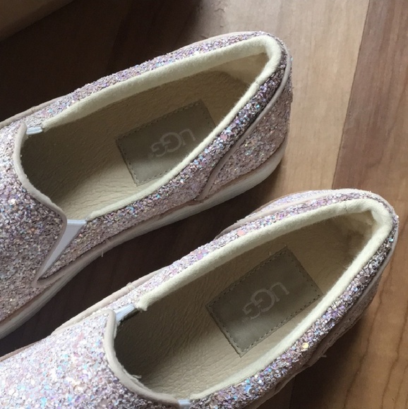 UGG | Adley Chunky Glitter Slip-on Sneaker - Picture 6 of 8